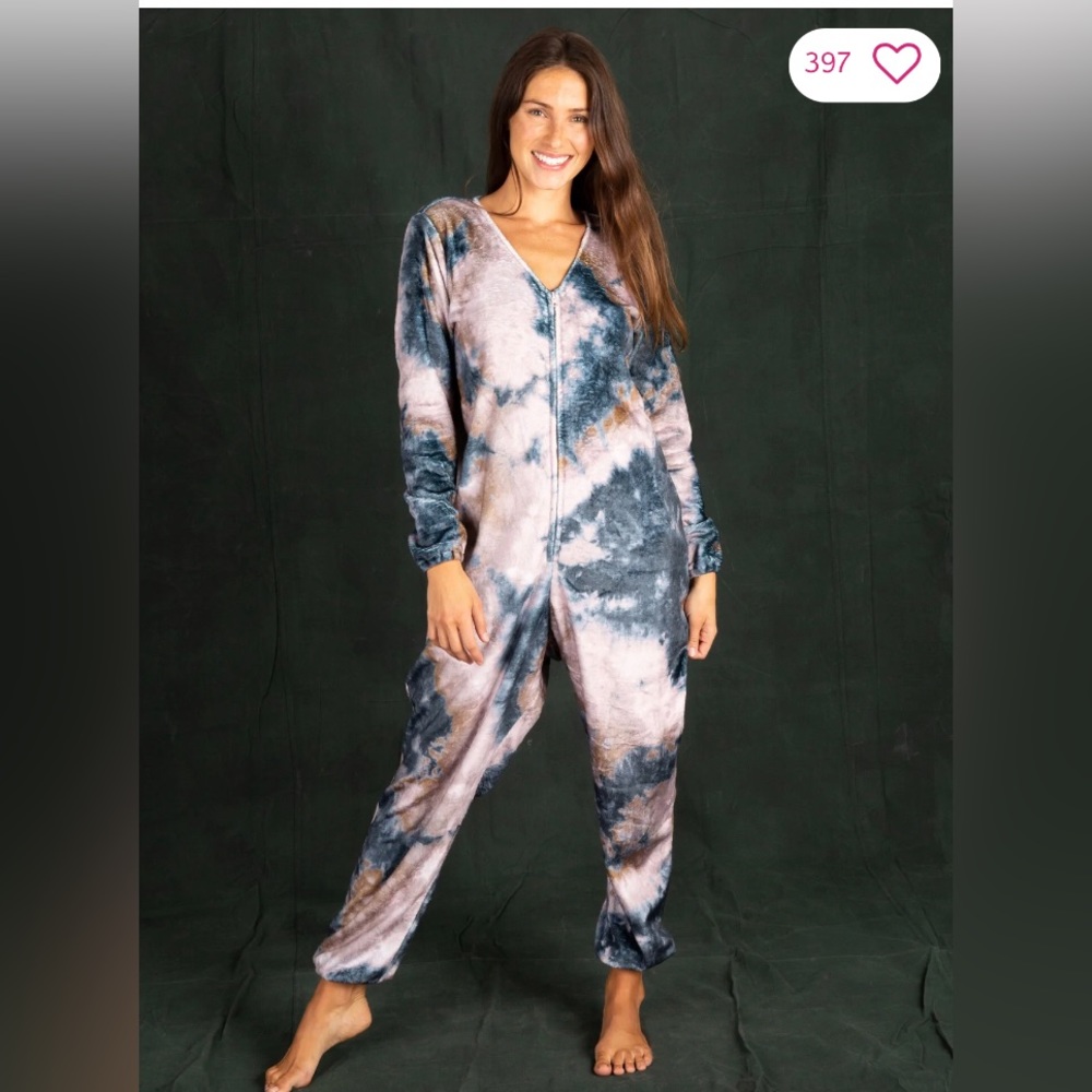 Natural Life One Piece Pajamas Size M Blue Tan Tie Dye Fleece Soft PJ NWT. Small